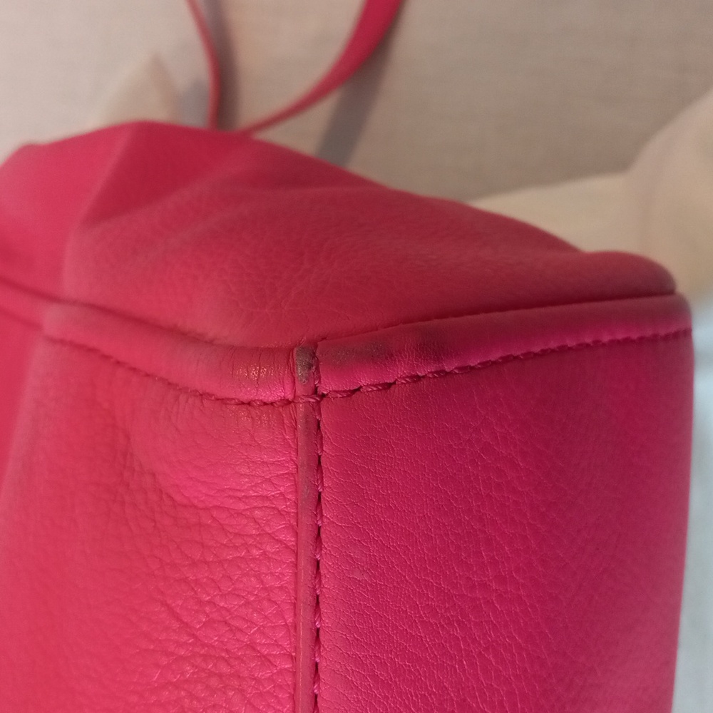 Handbag - Picture 8 of 16